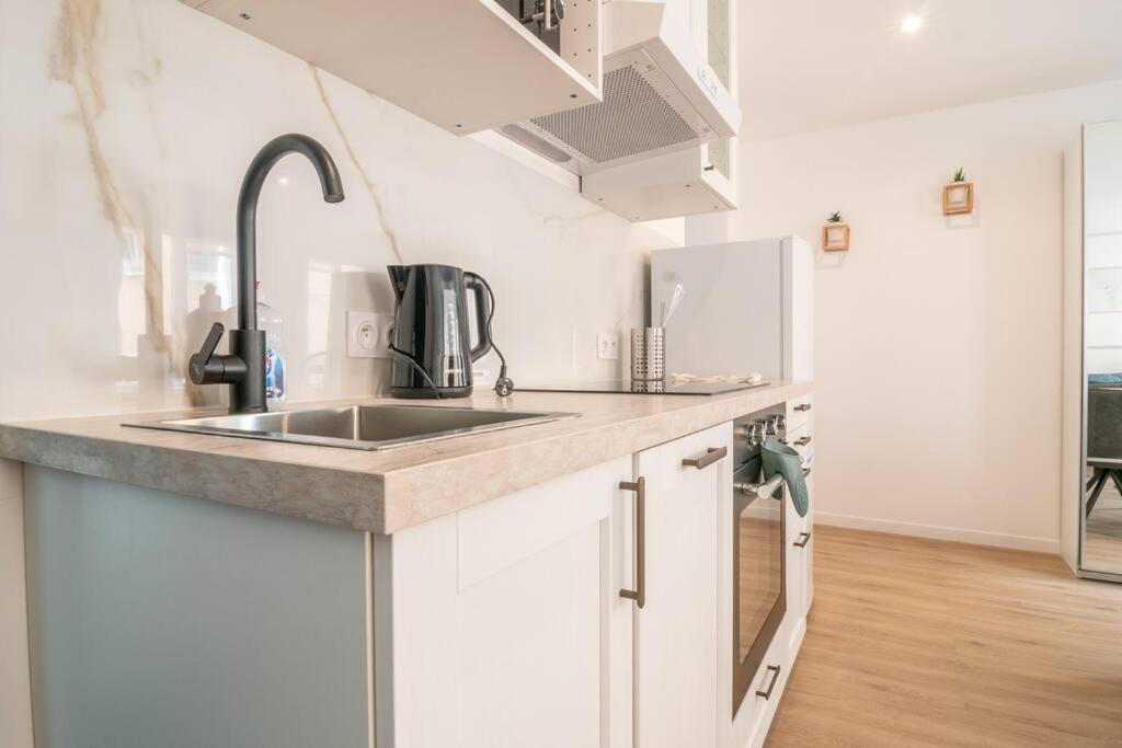 Ferienwohnung F2 Hypercentre - Proche Gare - Wifi Gratuite Le Havre Exterior foto